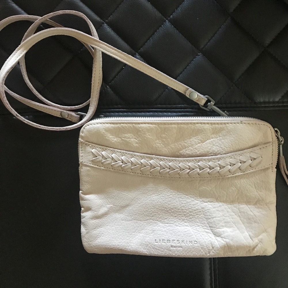 Small crossover nude leather purse